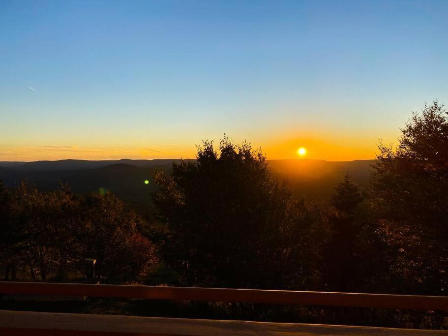 202D Summit - Completely Remodeled Modern Condo In Summit! Snowshoe Eksteriør billede