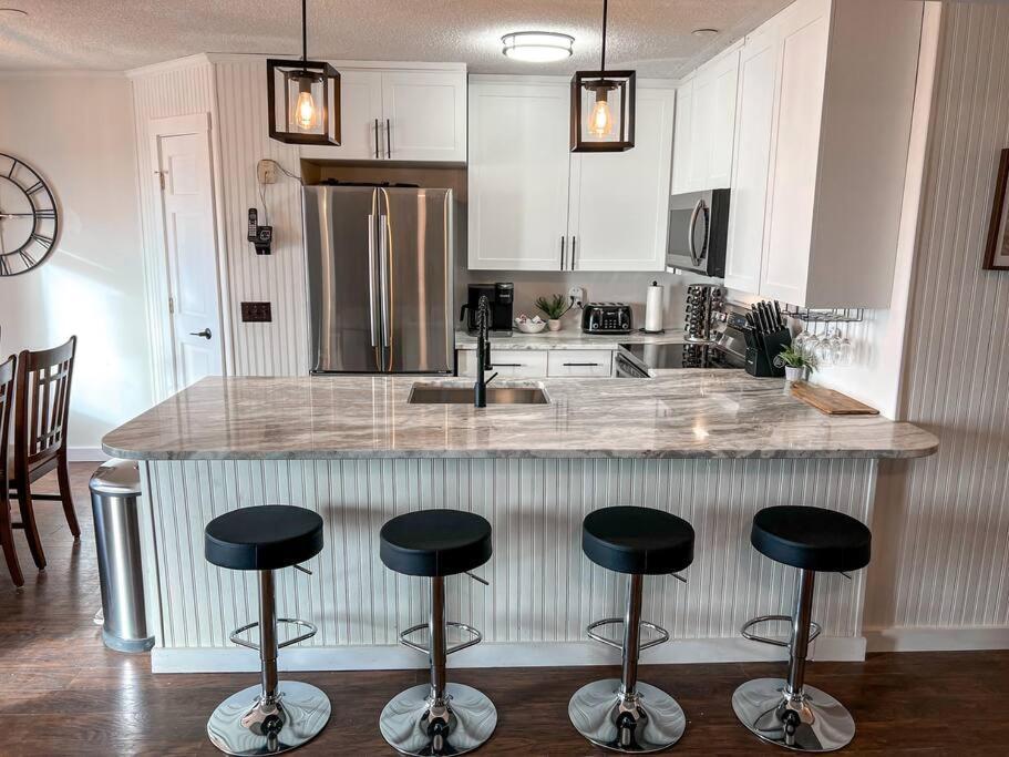 202D Summit - Completely Remodeled Modern Condo In Summit! Snowshoe Eksteriør billede